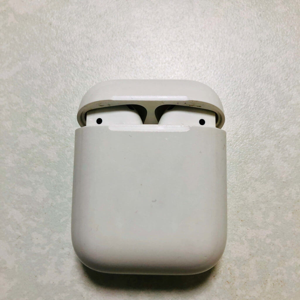 ワイヤレスイヤホン